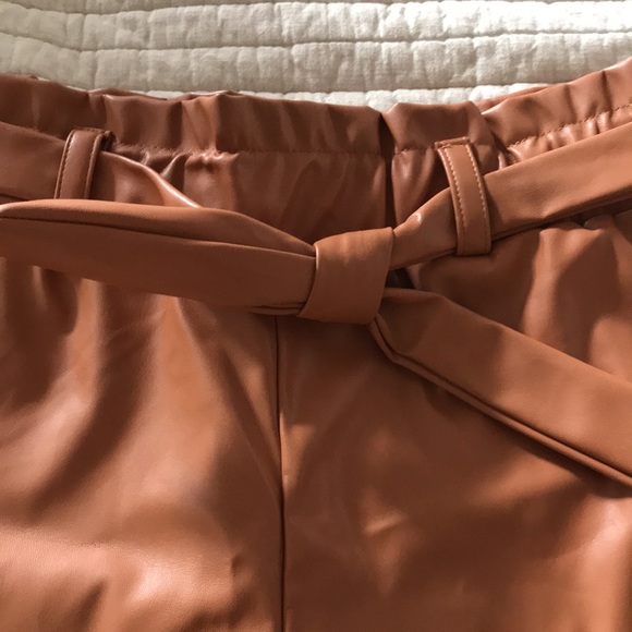 Brown faux leather shorts - Picture 2 of 4